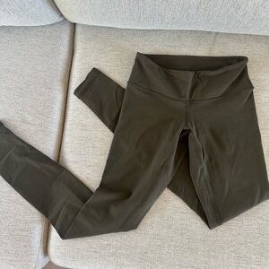 Lululemon - olive green leggings